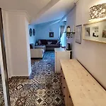 Отель Berg 3*