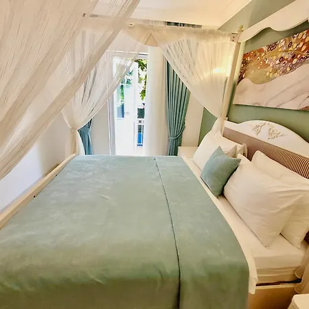 Berg Hotell