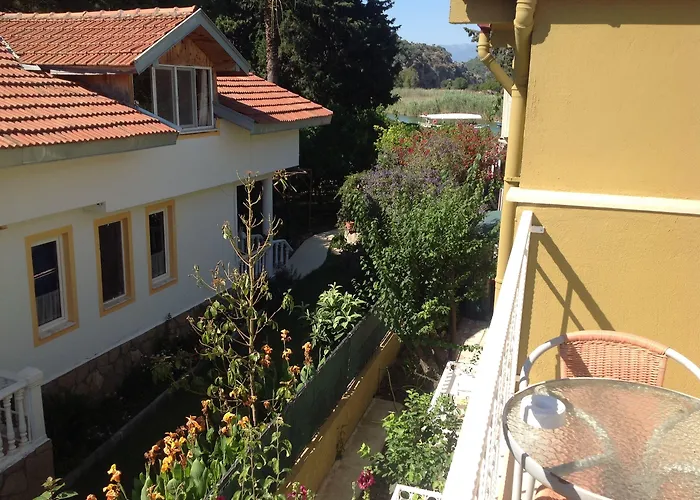 Berg Hotell