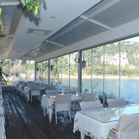 Hotel Berg 3*