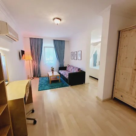 Hotel Berg 3*